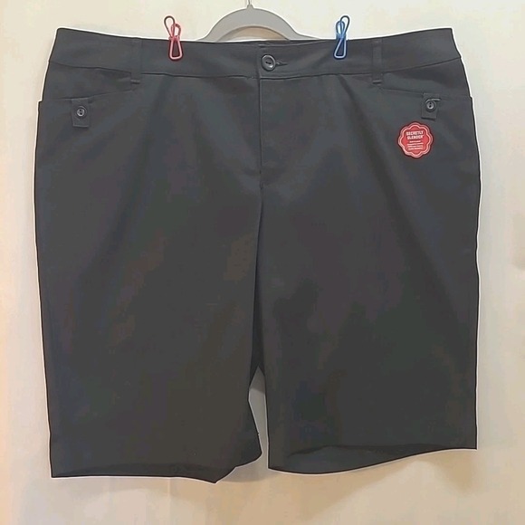 St. John's Bay Pants - St Johns Bay Secretly Slender Classic Fit Black Bermuda Shorts Womens 22W NWT